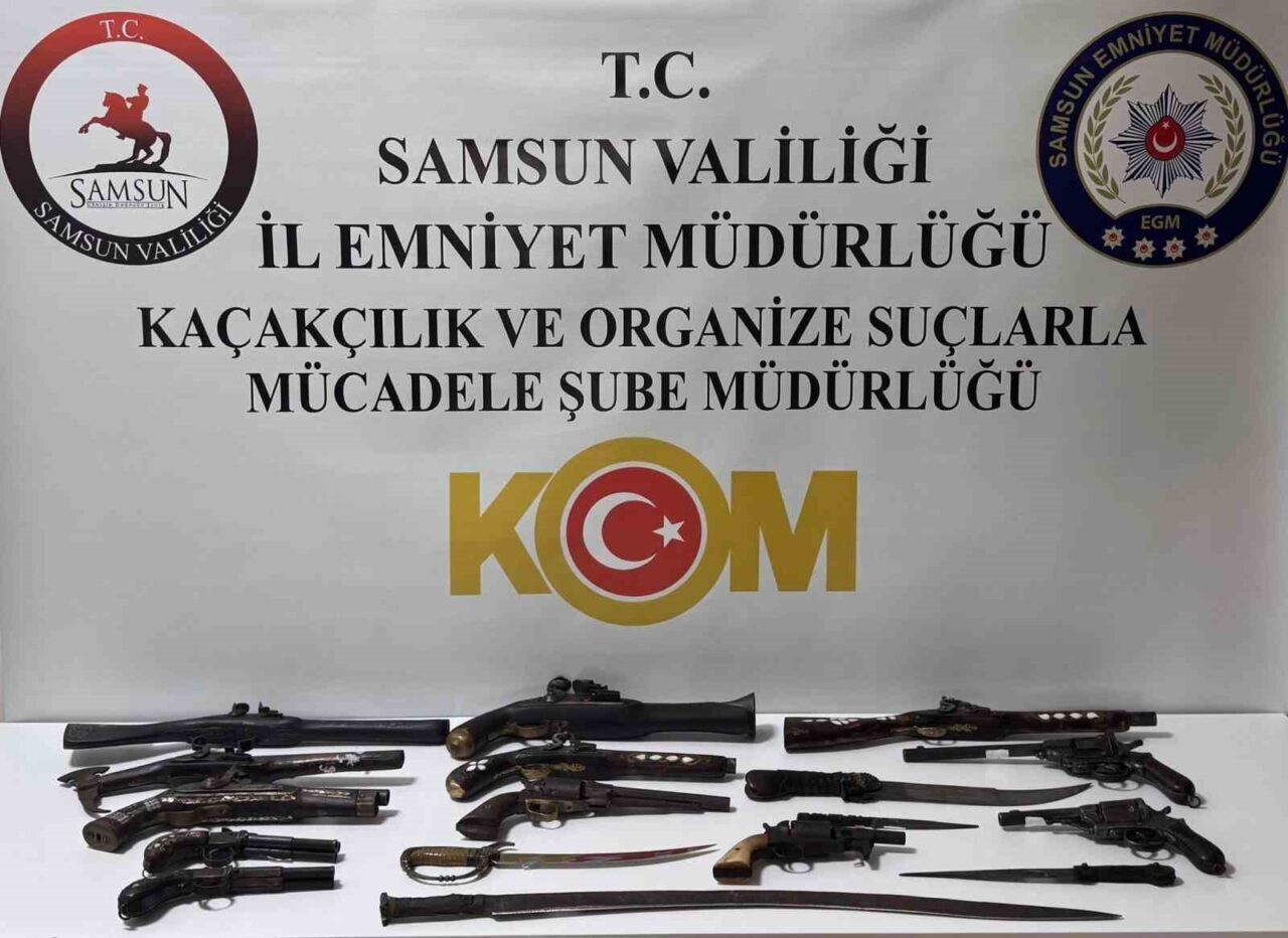 Samsun’da etnografik silah operasyonu: Tabanca, kama ve kılıç ele geçirildi