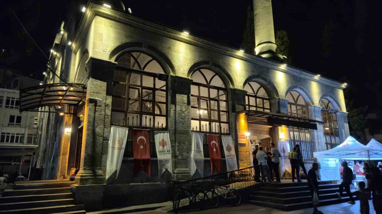 Samsun’da Mevlid Kandili idrak edildi