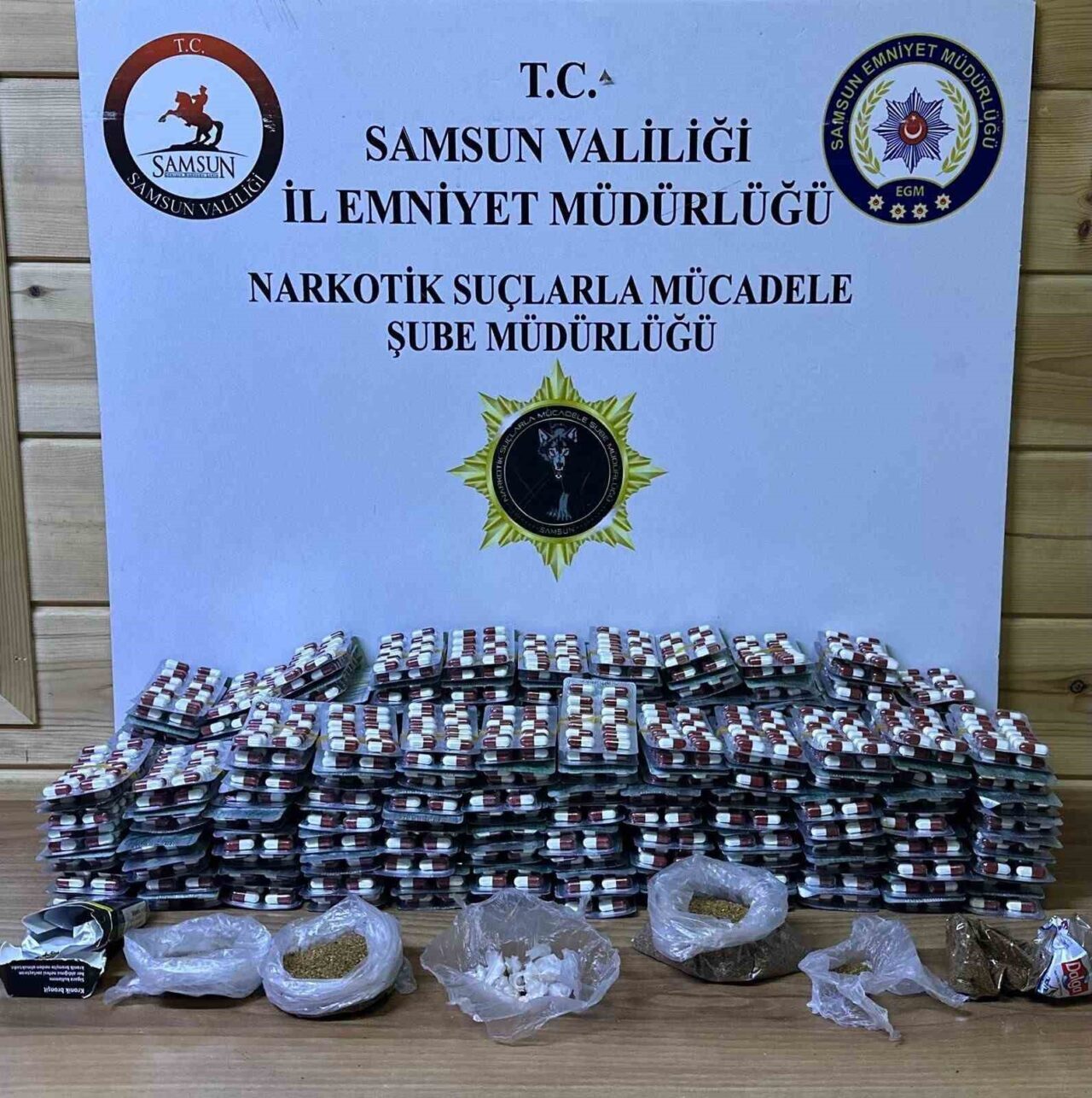 Samsun’da uyuşturucu operasyonu: 3 gözaltı