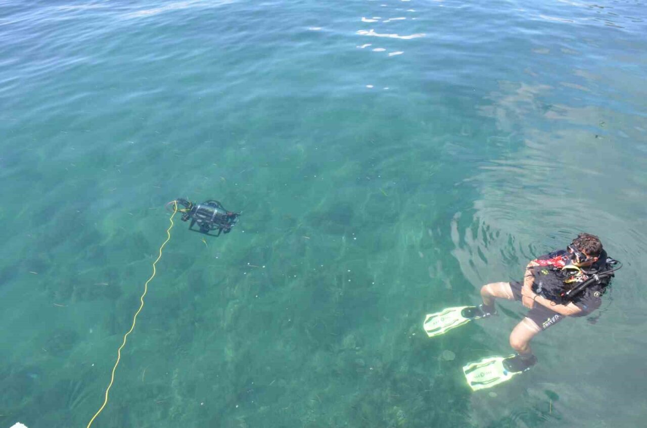 Sinop’ta yapay zeka destekli "insansız deniz aracı" ilk kez suya indirildi