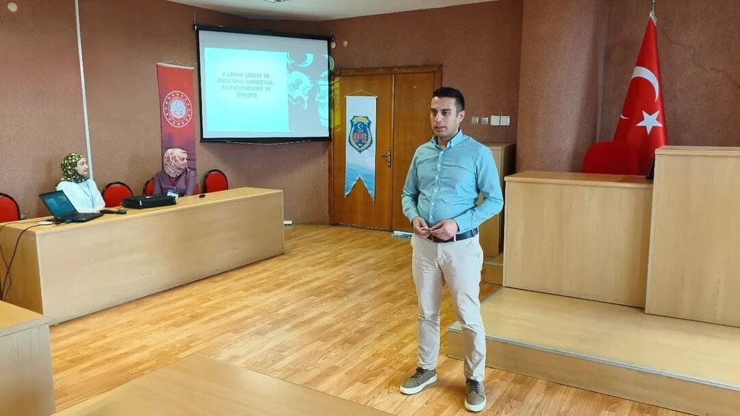 Yükümlülere "Kadına Yönelik Şiddet Semineri"