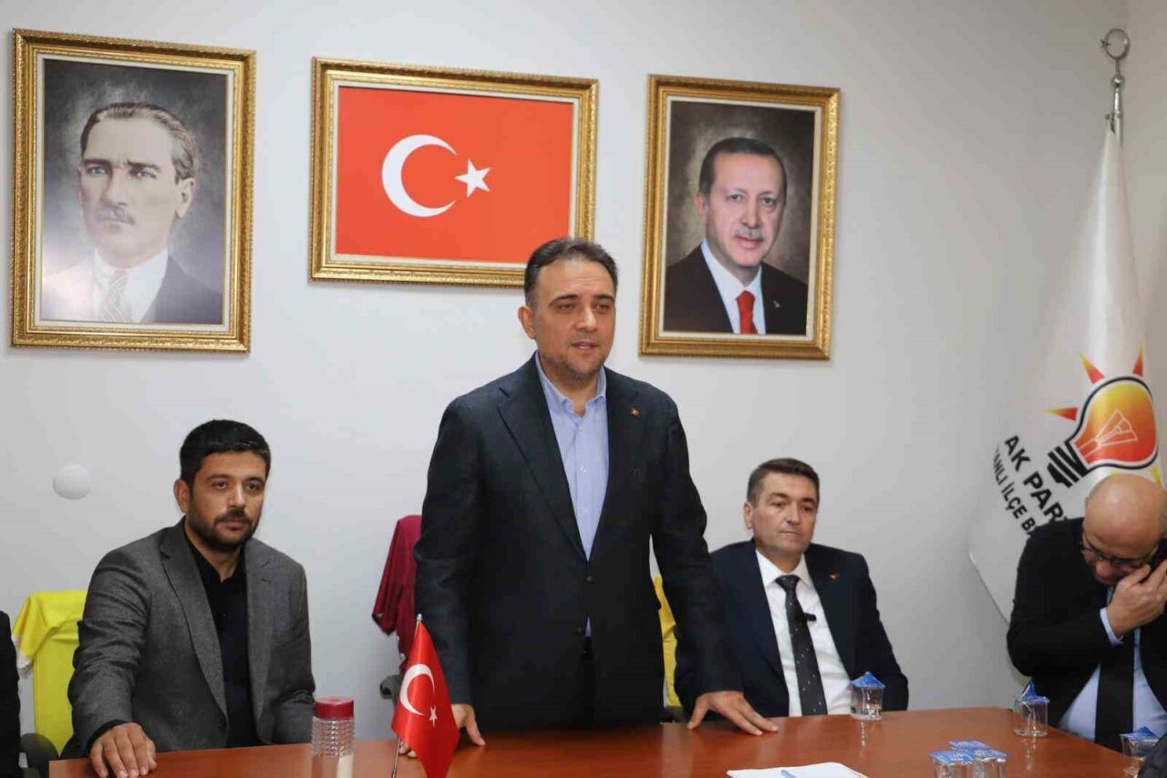 AK Parti’li Baybatur Saruhanlı’da Belen yolu ve yeni hastane hakkında konuştu