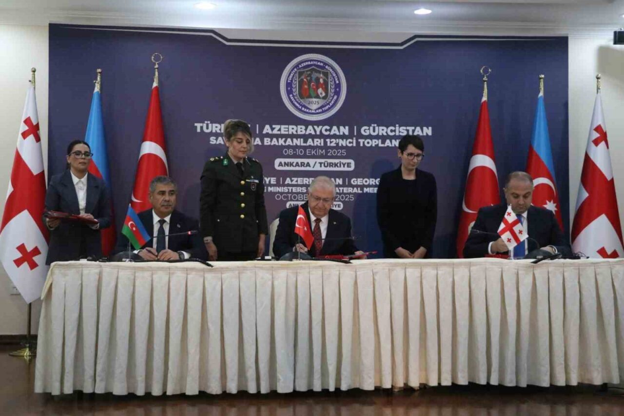 Bakan Güler: "Türkiye, Azerbaycan ve Gürcistan arasındaki güçlü iş birliği, Kafkasya’nın barış ve istikrarına büyük katkılar sağlamaktadır"