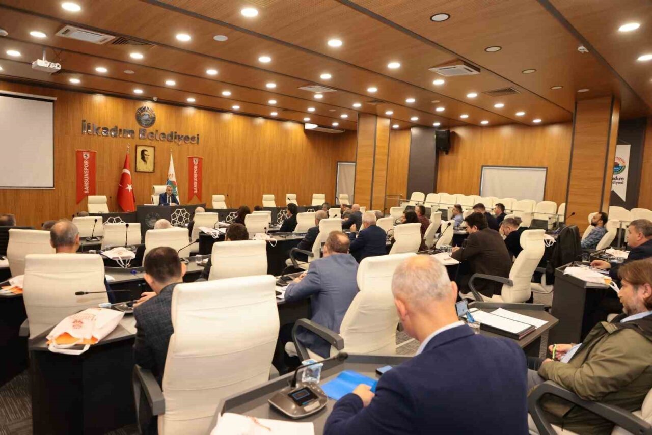 Başkan Kurnaz: "Ekip ruhu ile güçlü İlkadım"