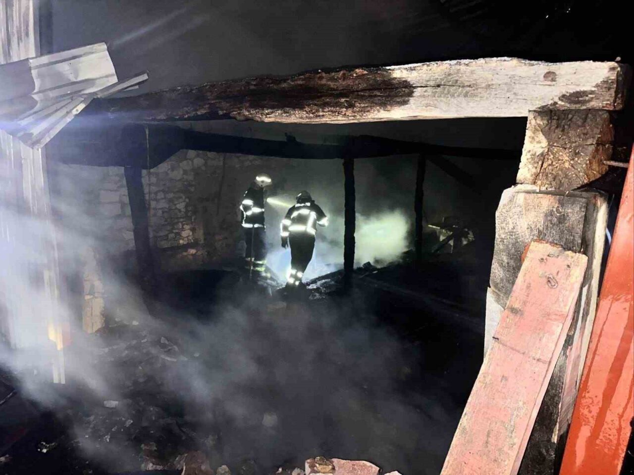 Bilecik’te marangoz atölyesinde yangın çıktı