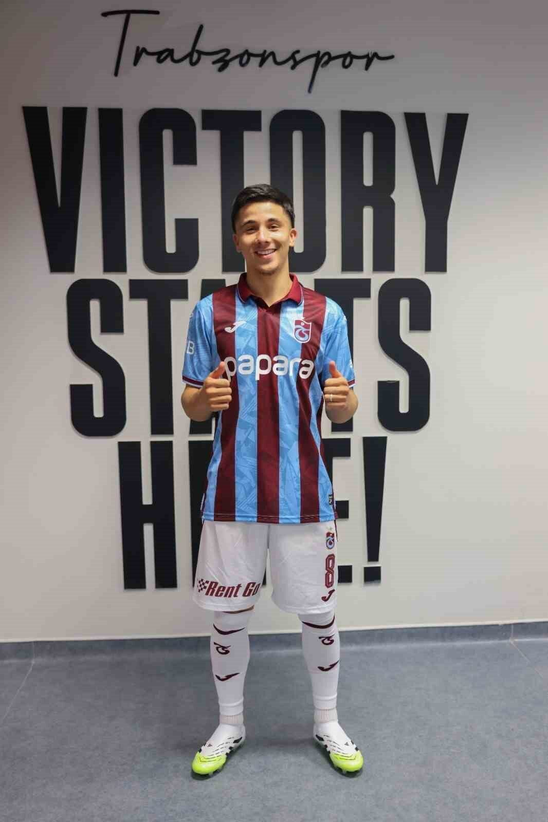 Bouchouari: "Bir futbolcunun yaşayabileceği en güzel şey futbol oynamaktır"