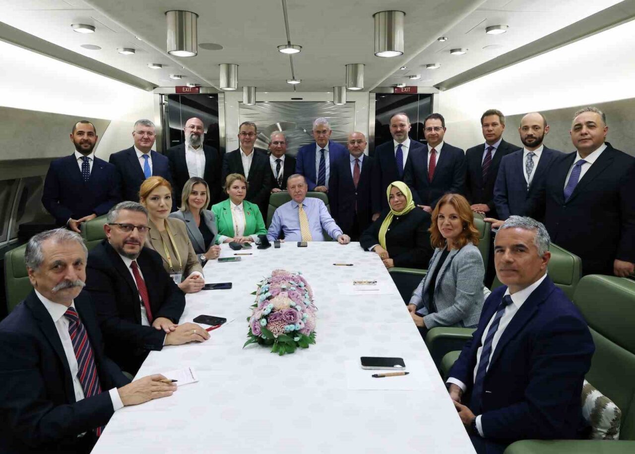 Cumhurbaşkanı Erdoğan: "Önceliğimiz, acil ve kapsamlı ateşkesin bir an önce sağlanması"