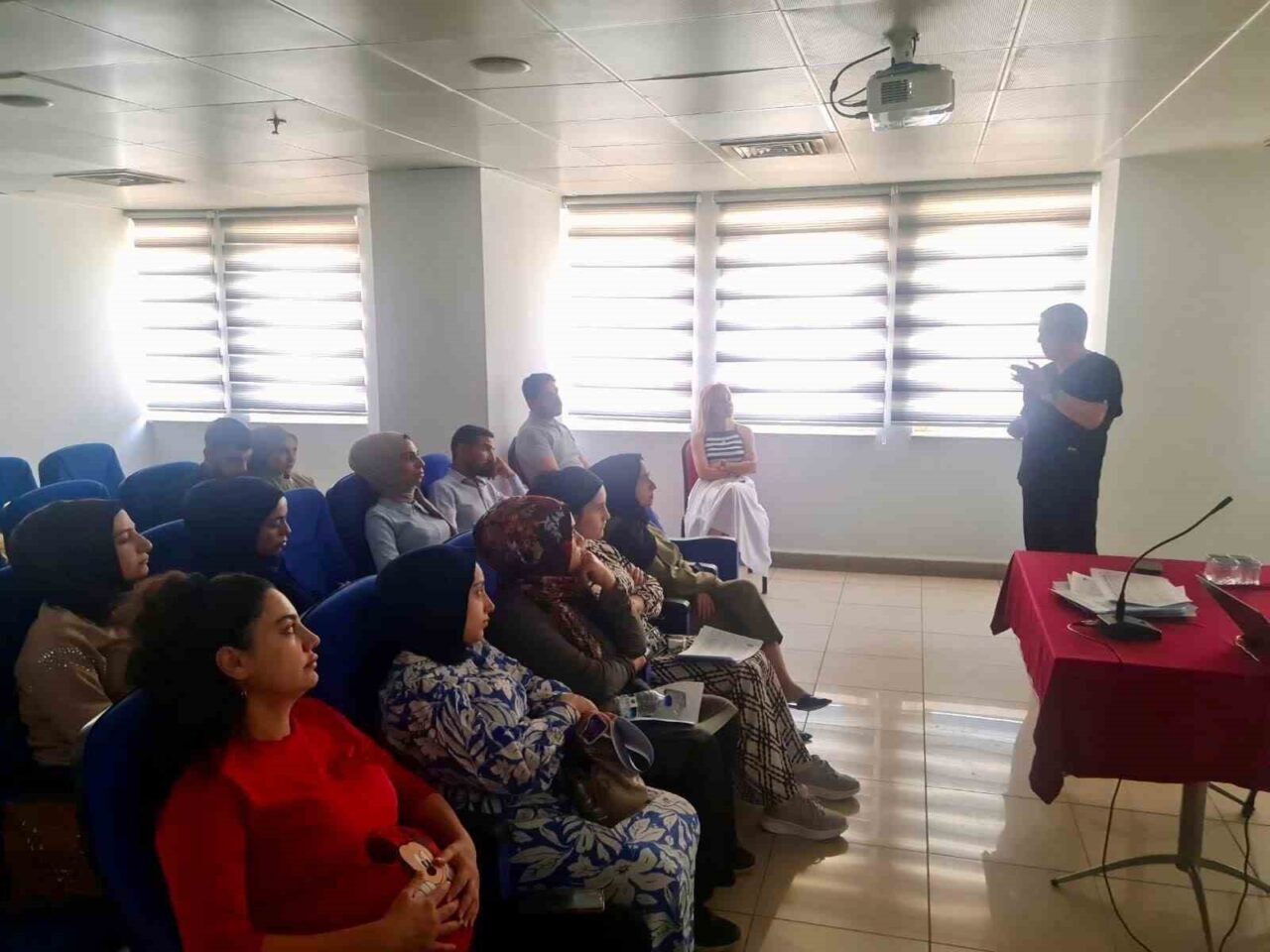 Diyarbakır’da Gebe Okulu’nda ağız ve diş sağlığı eğitimleri başladı