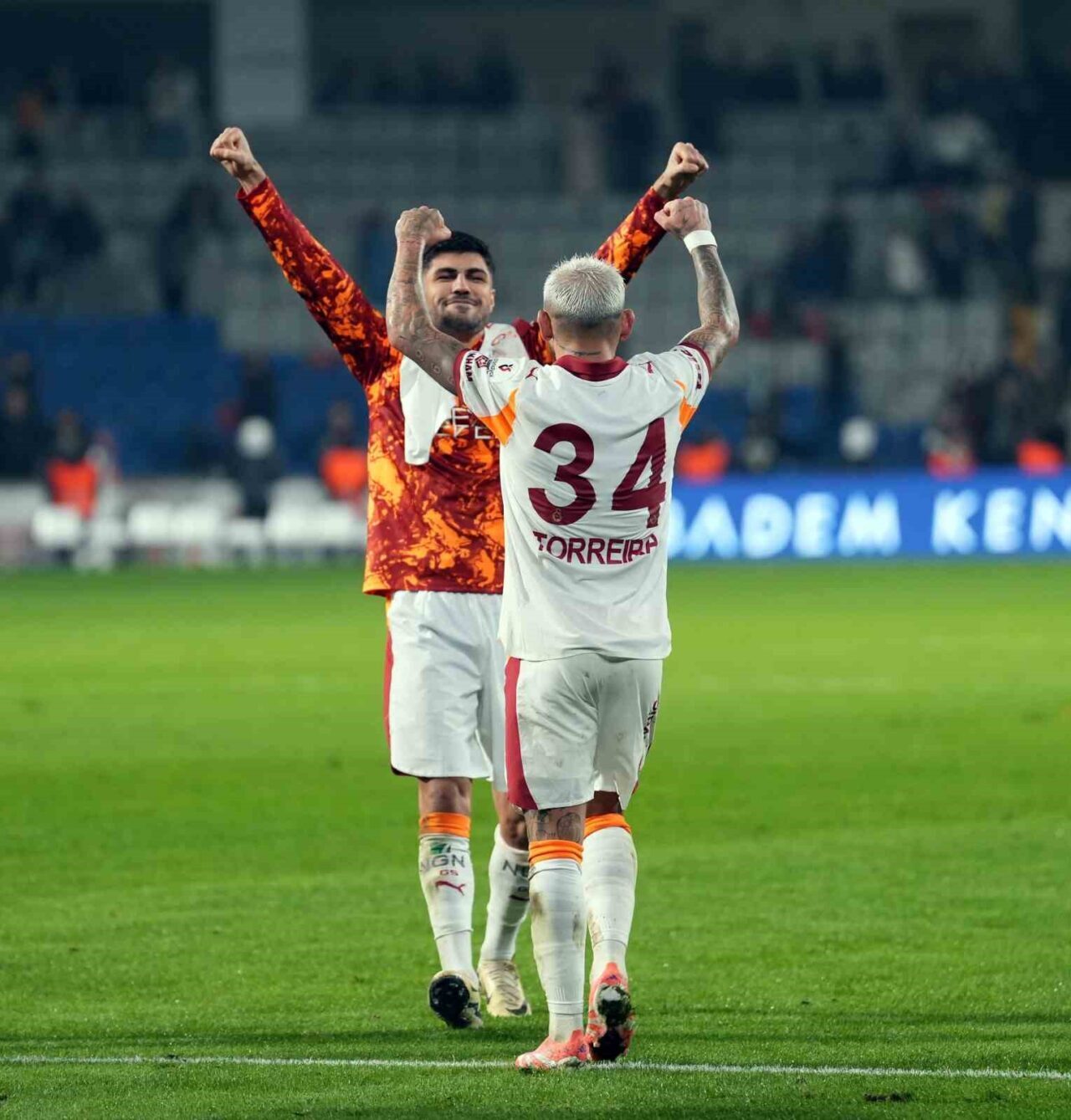 Galatasaray yenilmezlik serisini 17’ye çıkardı