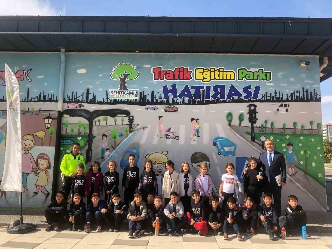 GKV’li minikler trafik kurallarını öğreniyor