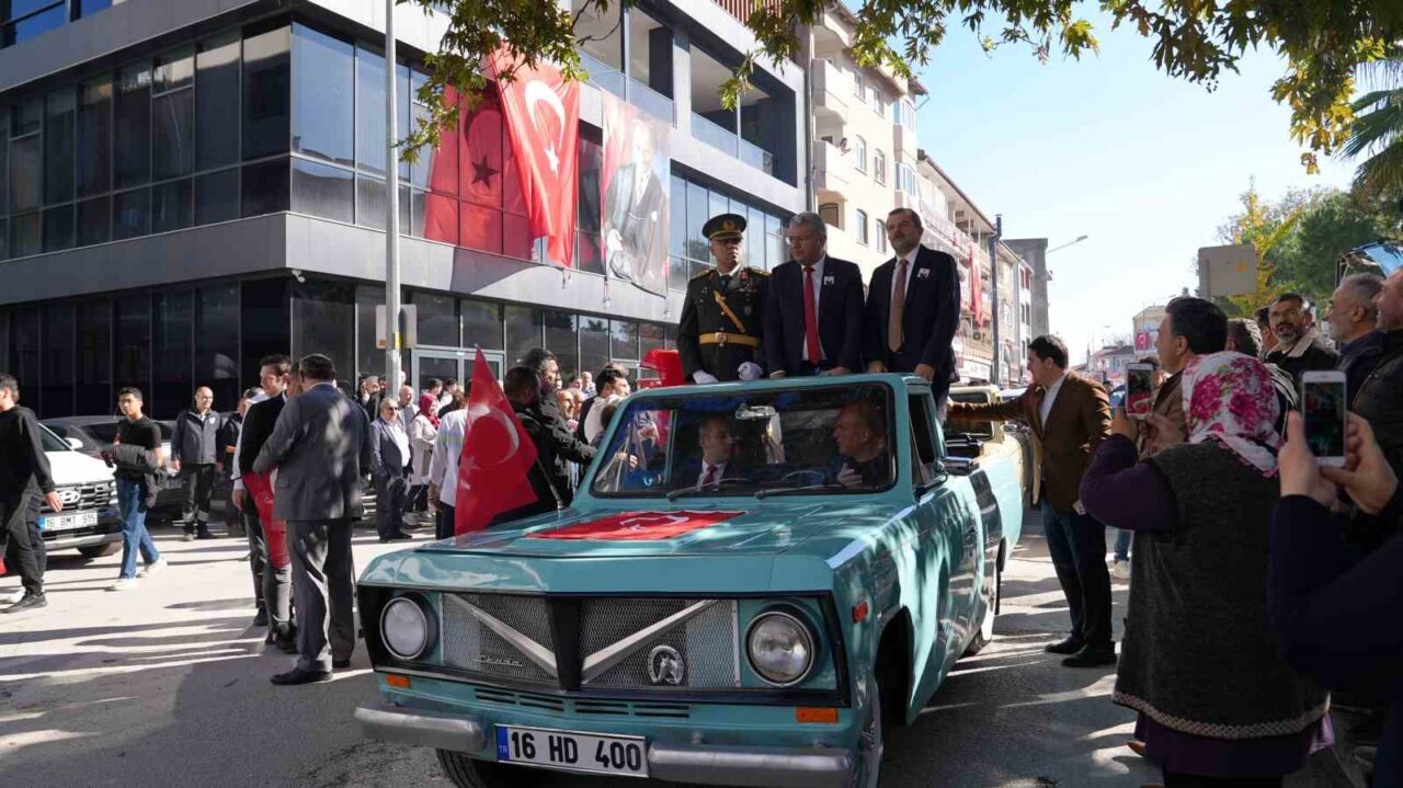 Gürsu’da düğün gibi bayram kutlaması