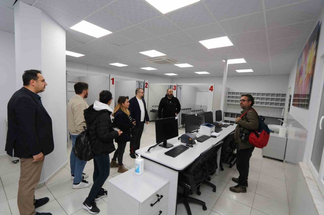 Hastane acil servisinde yeşil alan yenilendi