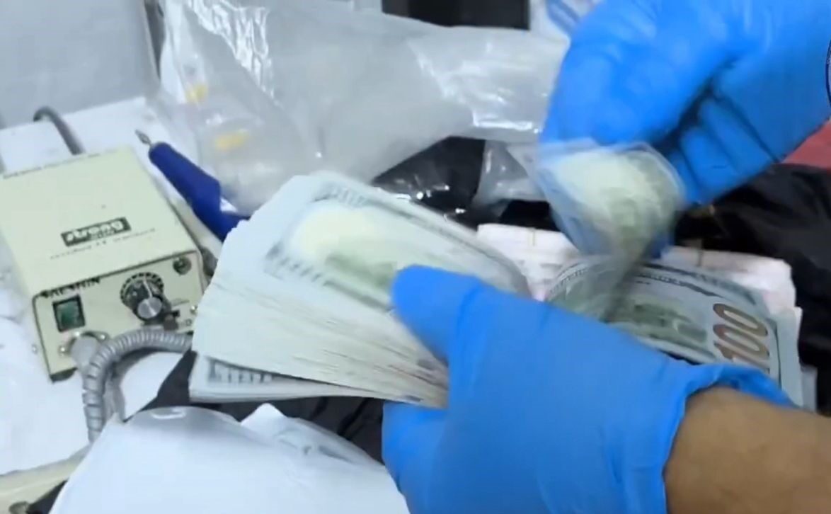 Iğdır’da sahte diş kliniğine operasyon: Yüklü miktarda döviz ve TL ele geçirildi