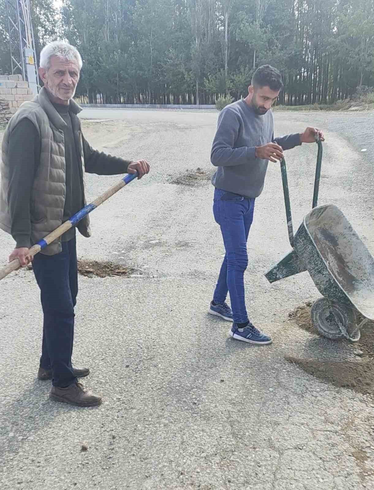 Iğdır’da şoförlerinden tepki: "Yollar çukur deryasına döndü"