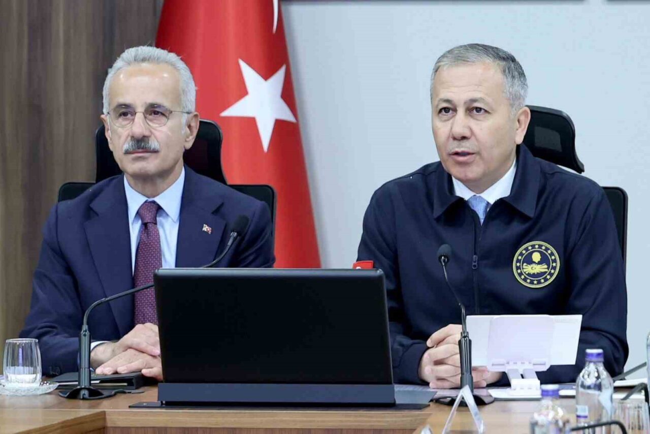 İki bakanlık trafikte anlaşılır ve etkin bir işaretleme sistemi için iş birliği protokolü imzaladı