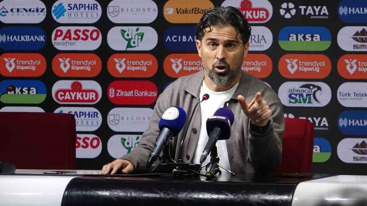 İlhan Palut: "Beraberliği işaret eden bir oyundu"