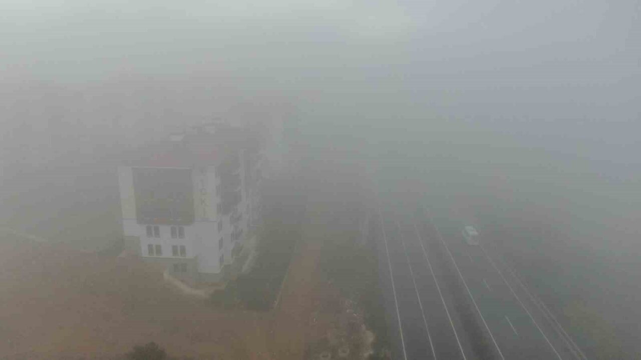 Kastamonu’da sis etkili oldu