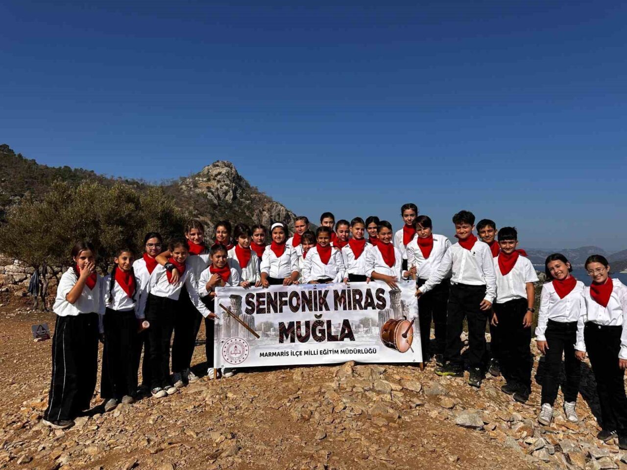 Marmaris’e eğitimde beş ödül birden aldı