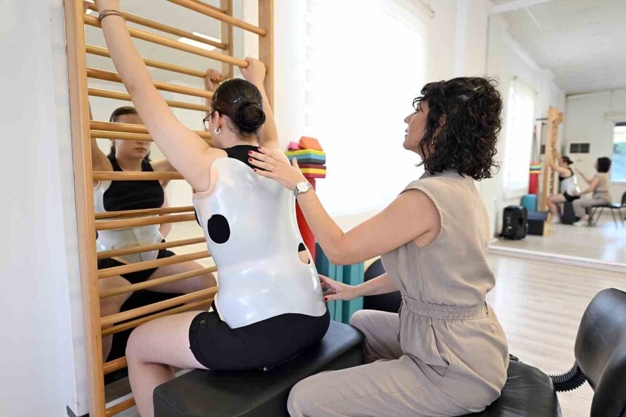 Mersin’de kadınlara ve gençlere ücretsiz omurga sağlığı desteği