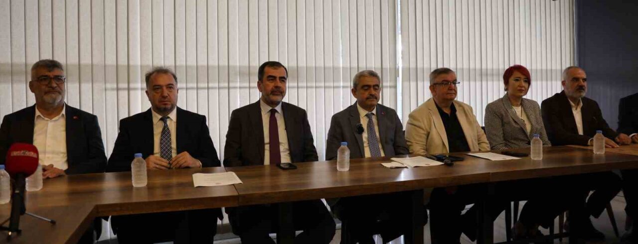 MHP Aydın İl Başkanlığı "Hayırlı Günler Komşum" programına başladı