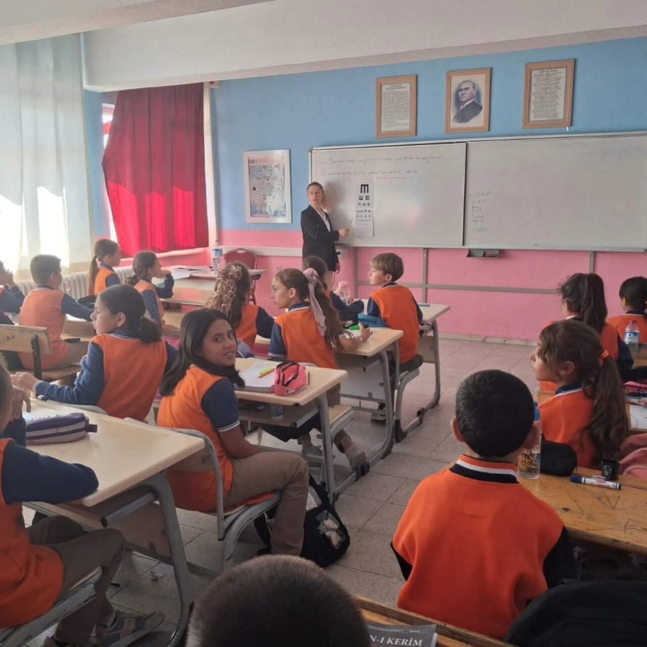 Öğrencilere göz taraması yapıldı