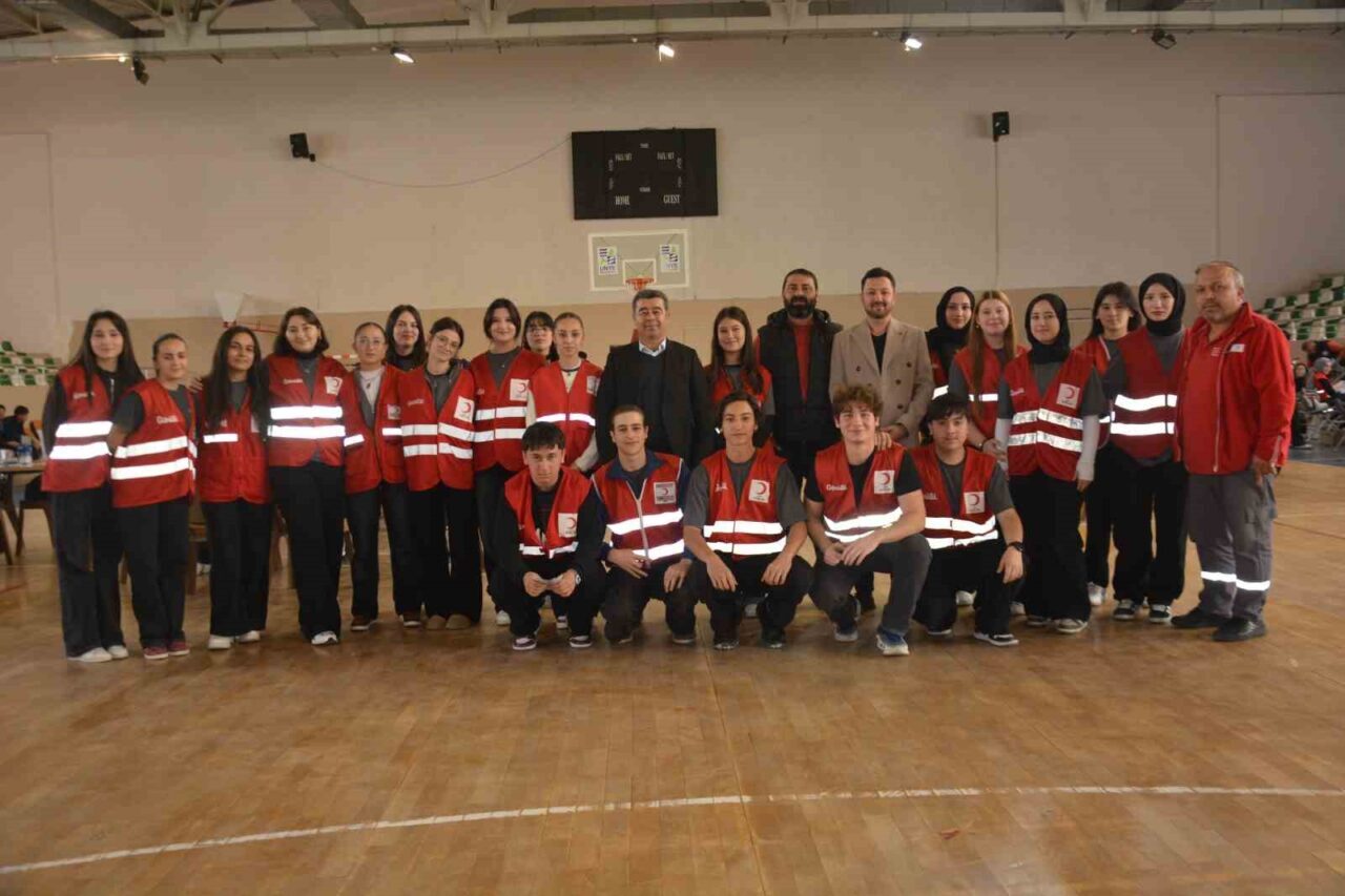 Ordu’da öğrencilerin desteğiyle 209 ünite kan toplandı