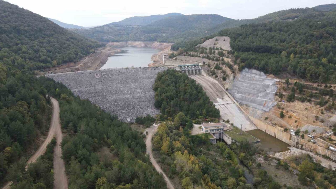 (Özel) Balıkesir’de su seviyesi kritik eşiğe çok yakın