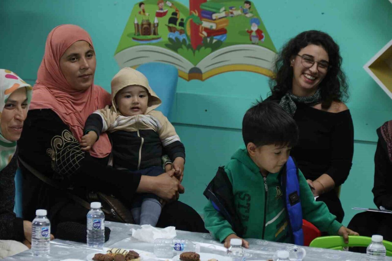 Psikolojik danışmanlar, velilerle bir araya geldi: Ekran süresi ve dikkat dağınıklığı en büyük problem