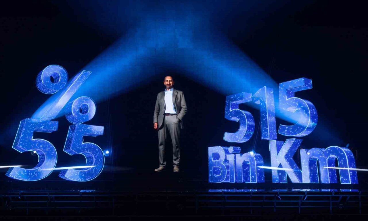 Türk Telekom’dan 5G hologram ile canlı basın toplantısı
