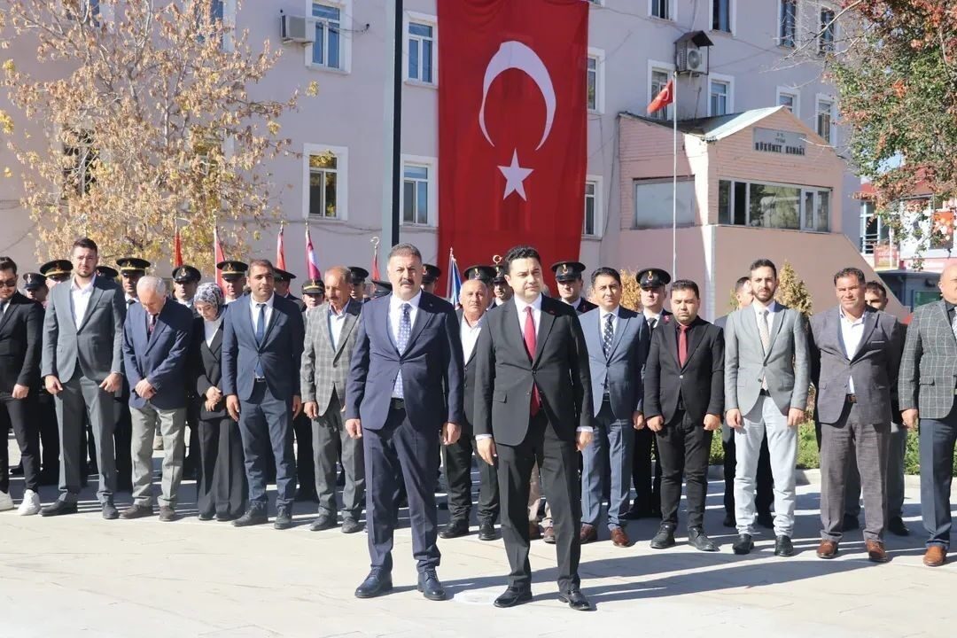 Tutak’ta 29 Ekim Cumhuriyet Bayramı kutlaması