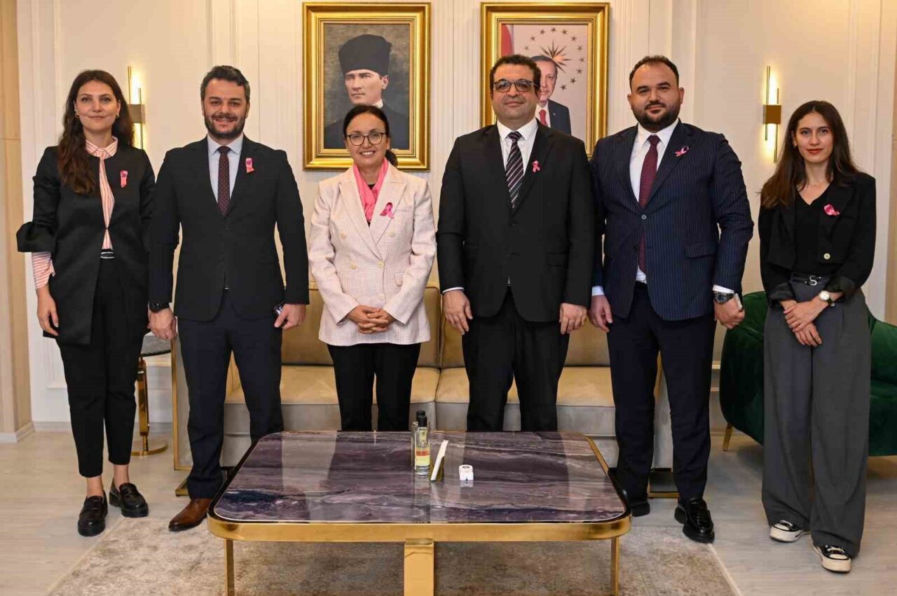 Uludağ Elektrik’ten meme kanserine karşı "Pembe Farkındalık"