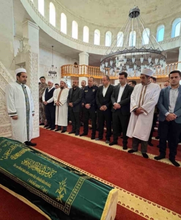 15 Temmuz şehidinin babası dualarla toprağa verildi