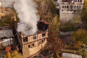 150 yıllık tarihi konaktan geriye kalan harabe dronla görüntülendi