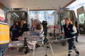 3. kattaki balkondan düşen çocuk yaralandı