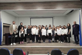 3 Müzik öğretmeni bir araya geldi, çocuklar söyledi, onlar ‘İyi ki öğretmenim’ dedi