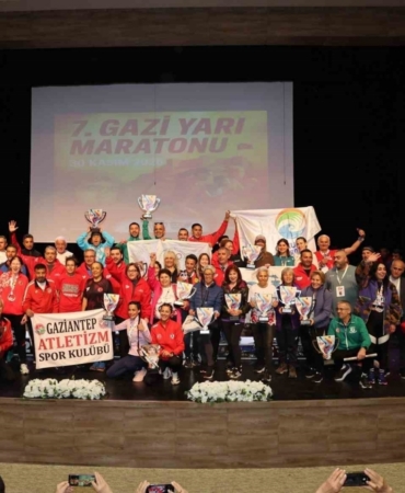 7. Gazi Yarı Maratonu’nda ödüller sahiplerini buldu