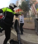 Adana’da polis ve özel birey arasında duygulandıran görüntüler