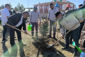 Afyonkarahisar’da binlerce fidan toprakla buluşturuldu