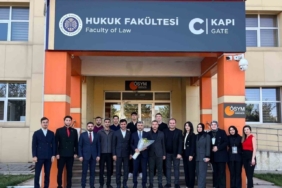AK Parti İl Başkanı İbrahim Küçükoğlu, Atatürk Üniversitesi Hukuk Fakültesi öğrencileriyle buluştu