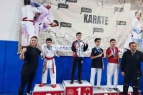 Aliağalı karatecilerden Denizli’de büyük başarı