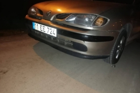 Alkol alıp yol kenarında yattı, üzerinden otomobil geçince ağır yaralandı