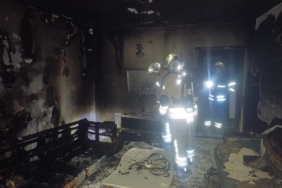 Antakya’da yanan ev kullanılmaz hale geldi