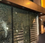 Antalya’da iş yerine zarar veren 10 şahıs tutuklandı