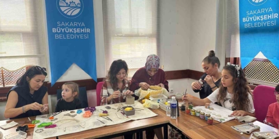 Ara tatil anne-çocuk atölyeleriyle renklendi