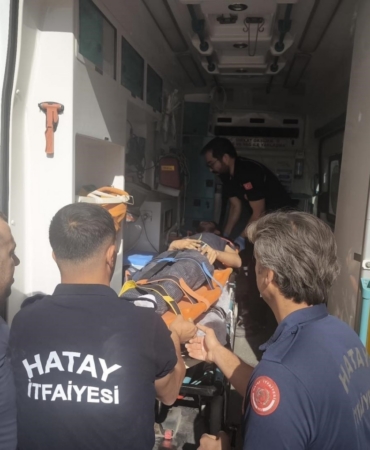 Asansör bakımı için gitmişti, halatla makaranın arasına ayağını sıkıştırdı