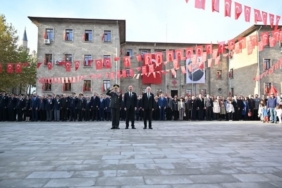 Atatürk vefatının 87’nci yıl dönümünde Isparta’da törenle anıldı