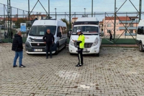 Ayvacık’ta Okul Çevreleri ve Okul Servisleri Denetlendi