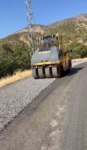 Bağlar köyü yolunda asfalt çalışması