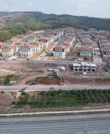 Bahçeli’den Osmaniye’de yeni kurulacak mahalleye Murat Kurum’un adının verilmesi talebi