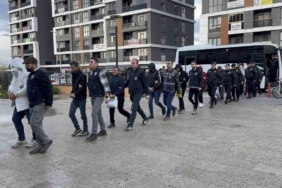 Bahis operasyonunda gözaltına alınan 13 şüpheli adliyeye sevk edildi
